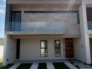 CASA EN VENTA EN SENDEROS DE MONTEVERDE