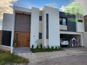 Casa en venta en Senderos, Durango