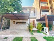 Casa en venta en Senderos Norte de Mayakoba, Playa del...