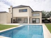 Casa en venta en Septiembre, Barrio Privado, Maschwitz,...