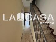 Casa en venta en Sevilla, Bellavista. Amplia casa de dos...