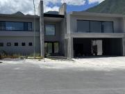 Casa en venta en sierra alta