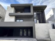 Casa en Venta en Sierra Alta 9º Sector, Monterrey NL