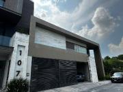 Casa en venta en Sierra Alta 9o Sector, Monterrey, Nuevo...