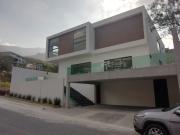 Casa en venta en Sierra Alta, Monterrey, Nuevo León