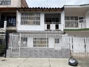 casa en venta en sindical. Cod V17158