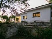 CASA EN VENTA EN SIQUIMAN CON AMPLIO TERRENO DE 3.883,47...