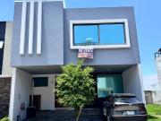 Casa en venta en Solares