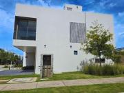 CASA EN VENTA EN SOLARES