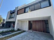 casa en venta en solares, coto altanza, nueva