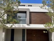 Casa en Venta en Solares Coto Privanza