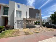 CASA EN VENTA EN SOLARES RESIDENCIAL, ZAPOPAN