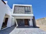 Casa en venta en sonterra residencial 1, con excedente