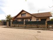 Casa en venta en Soto del Real. Lujo y Tranquilidad a...