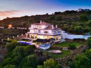 Casa en venta en Sotogrande, Sotogrande Alto. Villa de...