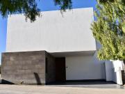 CASA EN VENTA EN ST. ANGELO