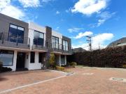 casa en venta en summer hill. Cod V4959