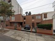 CASA EN VENTA EN SURCO – 300 m² Id: 3 7 4 8 9