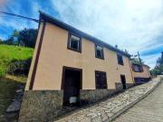Casa en venta en Taramundi. Casa rural con terreno en...