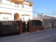 Casa en venta en Tarancón. Exclusiva casa en zona...