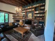 Casa en venta en Tecamachalco. Gran jardín y vigilancia