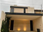 Casa en venta en Temozon Norte, Mérida, Yucatán