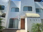 Casa en Venta en Tequesquitengo Club Naútico Teques C.P....