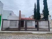CASA EN VENTA EN TEQUISQUIAPAN QUERETARO