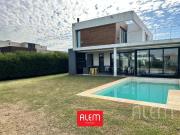 Casa en venta en Terralagos Canning