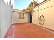 Casa en venta en Terrassa, La Maurina. CASA PARA DEJAR A...