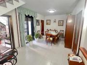 Casa en venta en Terrassa, Poble Nou. Casa con garage....