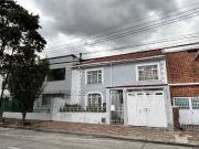 casa en venta en teusaquillo teusaquillo. Cod V5141