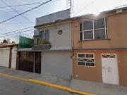 Casa en Venta en Tilos Villa de las Flores Coacalco