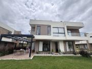 casa en venta en tiquiza. Cod V700380