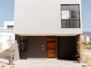 Casa en Venta en Tlajomulco Coto Atmosfera
