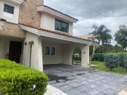 Casa en venta, en Tlajomulco de Zuñiga, Arboledas de...