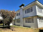 Casa en venta en Toluca centro, en esquina, con uso de...