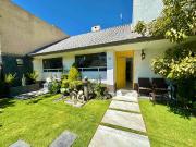 Casa en venta en Toluca en fraccionamiento con seguridad...