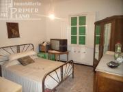 Casa en venta en Tomelloso. Casa con garaje y patio para...