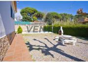 Casa en venta en Tordera, Tordera. Refugio lleno vida....