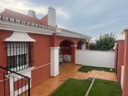 Casa en venta en Torre del Mar, Viña Málaga. CHALET...