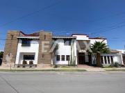 CASA EN VENTA EN TORREÓN JARDÍN
