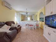 Casa en venta en Torrevieja, Aguas Nuevas. Bungalow con...