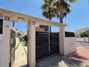 Casa en venta en Torrevieja, Aguas Nuevas. Casas.