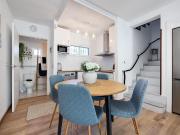 Casa en venta en Torrevieja, Nueva Torrevieja. MAGNÍFICA...