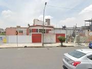 Casa en venta en Tres Estrellas, Gustavo A. Madero,...