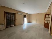 Casa en venta en Úbeda. ESTUPENDA CASA ZONA CENTRO...