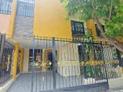 Casa en venta, en Urb. Canarias, de Dos Niveles, Santa Marta