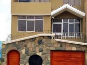 Casa En Venta En Urb. El Pinar Comas