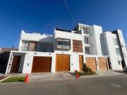 Casa en venta en Urb. Oasis